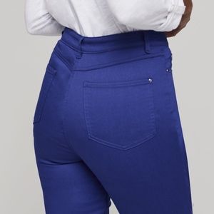 GUESS MAXINE FIT LOW RISE SUPER SKINNY JEANS